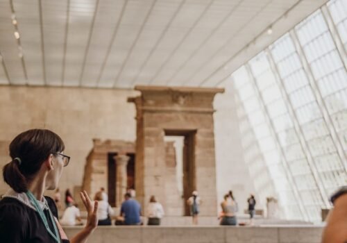 Descubra o Met: Tour Exclusivo de 3 Horas em Grupo Reduzido