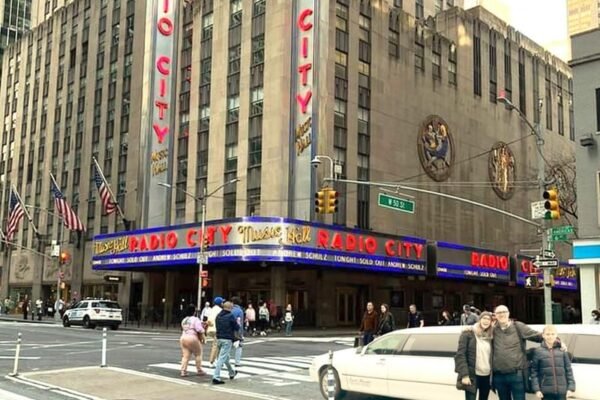 Tour Privativo em Limusine